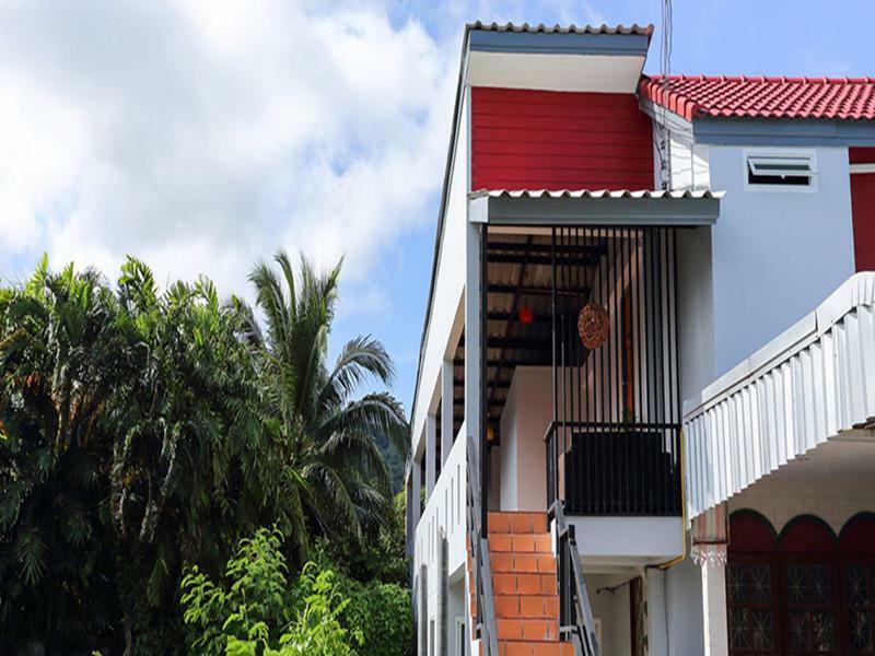 Bangtao Guest House Пхукет Экстерьер фото